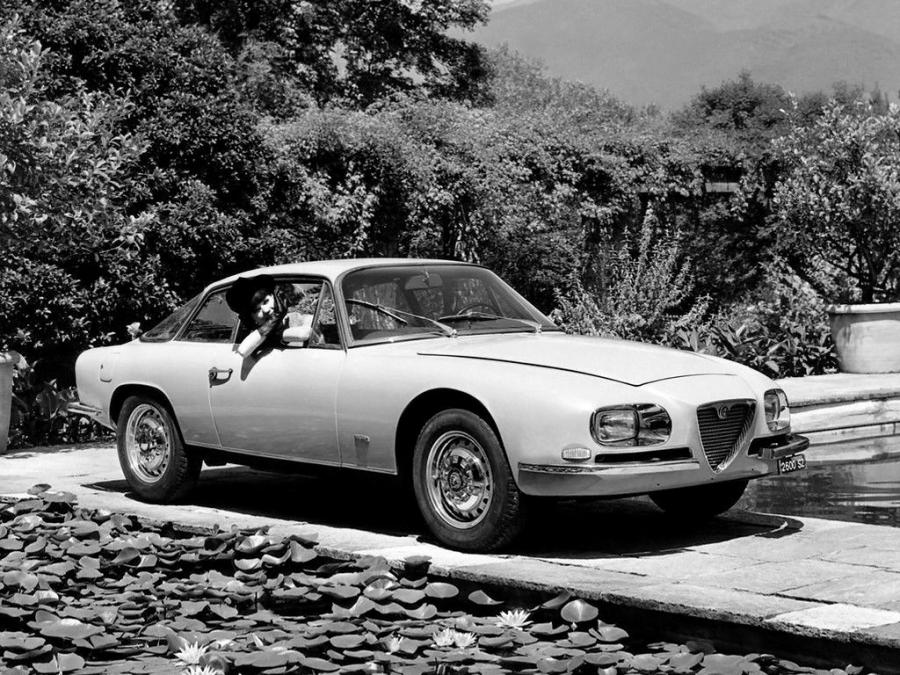  Alfa Romeo 2600 SZ (106) 1965 года  (фото 13 из 13)